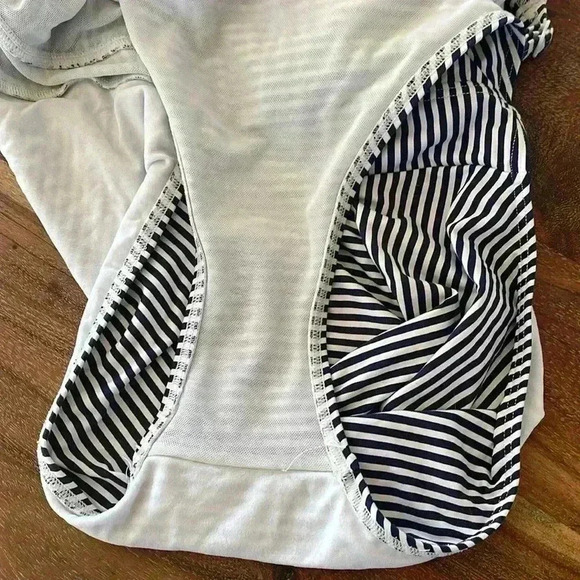 Bond Eye Australia Blue and White Striped One Piece SZ 8 - Picture 7 of 7